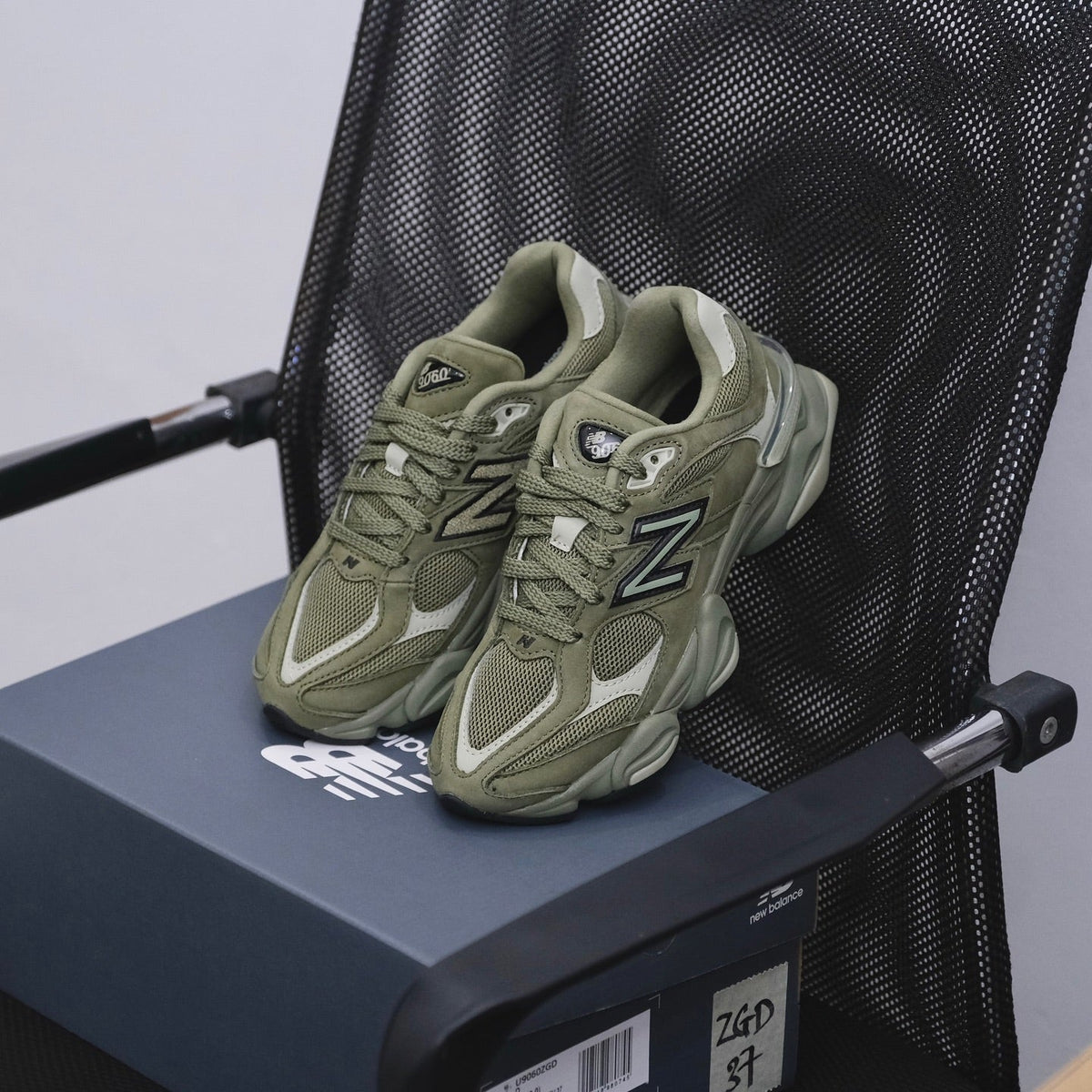 New Balance 9060 Dark Olivine