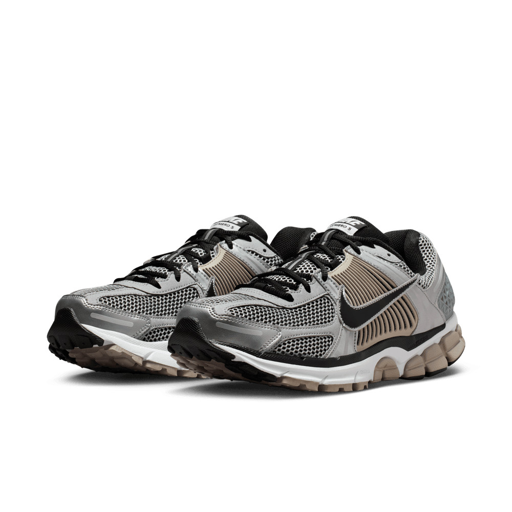 Men's Nike Zoom Vomero 5 - METALLIC SILVER