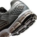 Men's Nike Zoom Vomero 5 - METALLIC SILVER