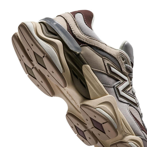 NB - 9060  "Grey Matter/Timberwolf"