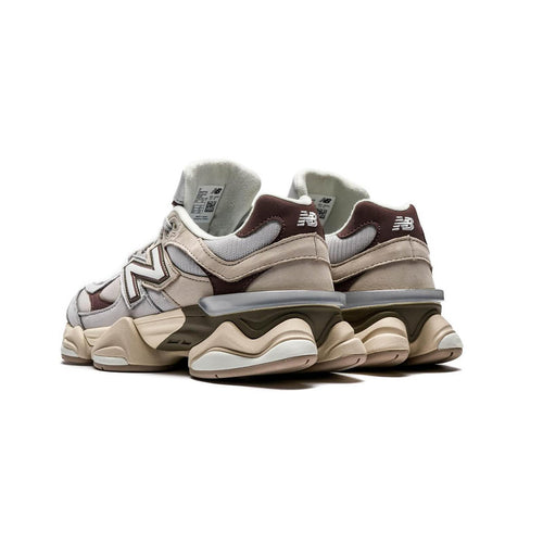 NB - 9060  "Grey Matter/Timberwolf"