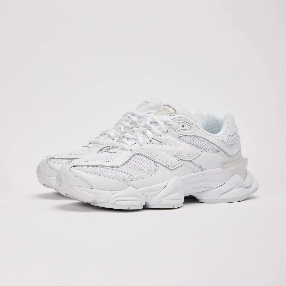 NB - 9060 Triple White